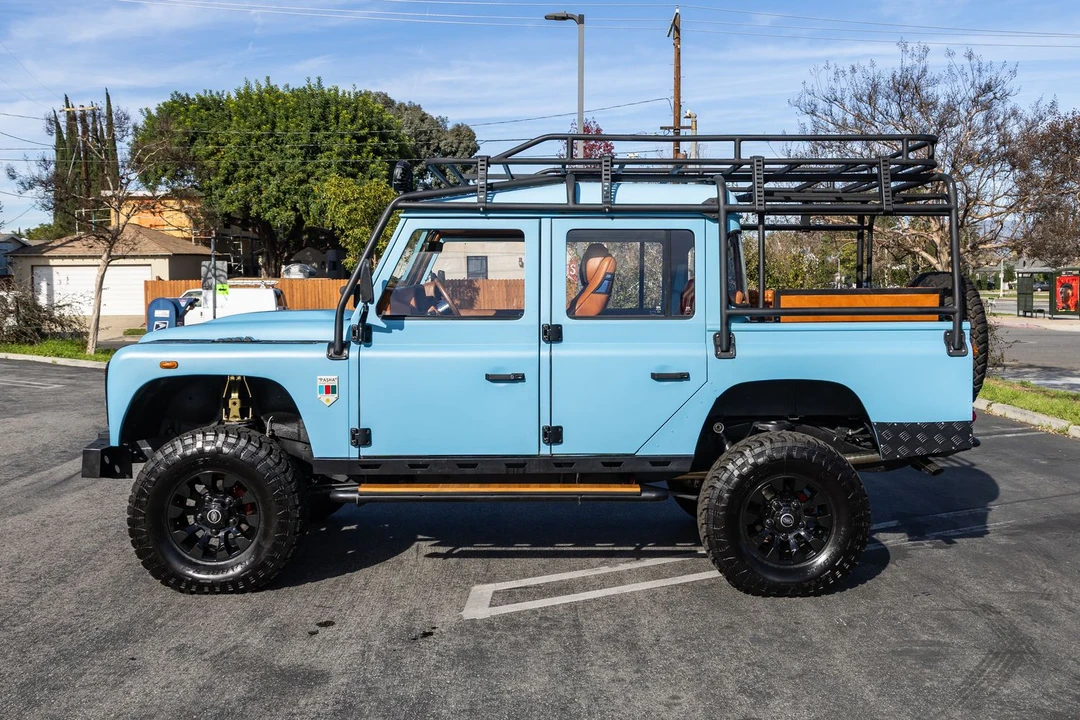 1993 Land Rover Defender 110 - Image 3 of 10