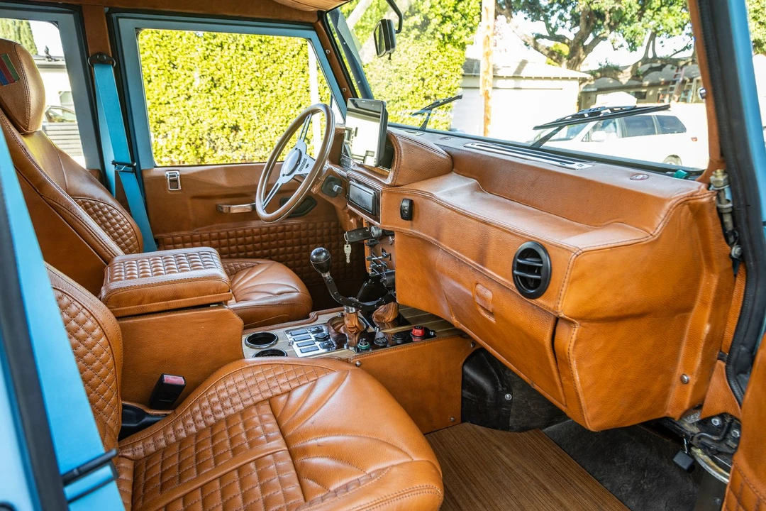 1993 Land Rover Defender 110 - Image 7 of 10