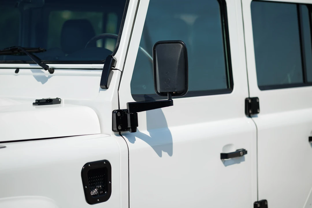 1993 Land Rover Defender 110 - Image 23 of 31