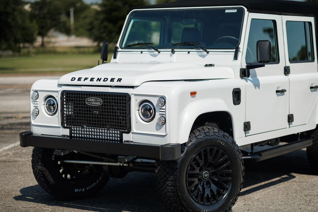 1993 Land Rover Defender 110 - Image 20 of 31