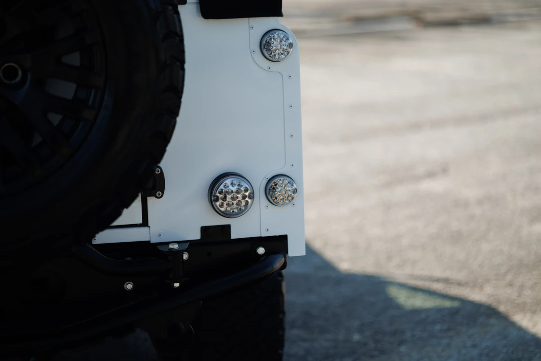 1993 Land Rover Defender 110 - Image 29 of 31