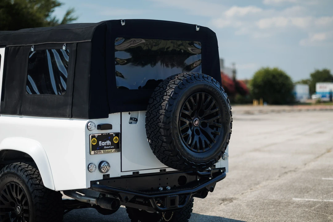 1993 Land Rover Defender 110 - Image 27 of 31
