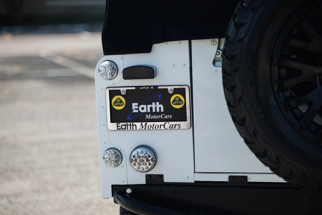 1993 Land Rover Defender 110 - Image 28 of 31