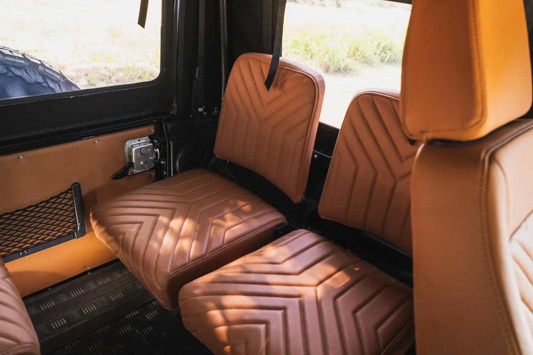 1993 Land Rover Defender 110 - Image 27 of 31