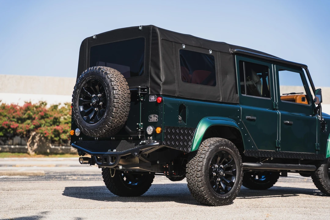 1993 Land Rover Defender 110 - Image 12 of 31