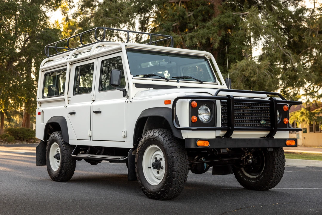 1993 Land Rover Defender 110 - Image 23 of 31