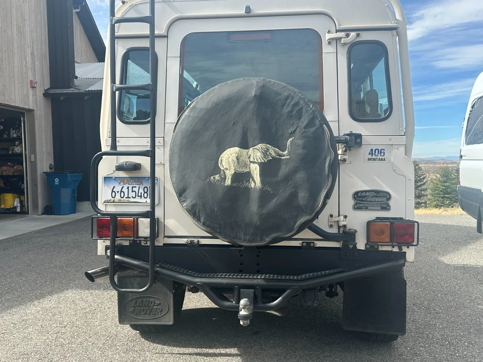 1993 Land Rover Defender 110 - Image 10 of 21
