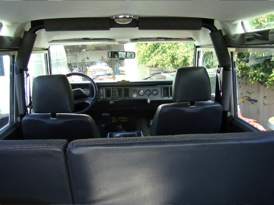 1993 Land Rover Defender 110 - Image 20 of 21