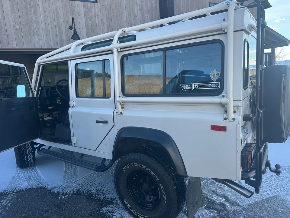 1993 Land Rover Defender 110 - Image 11 of 21