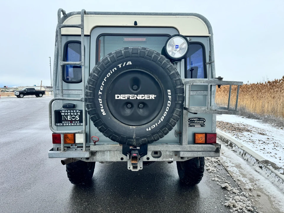 1993 Land Rover Defender 110 - Image 12 of 31