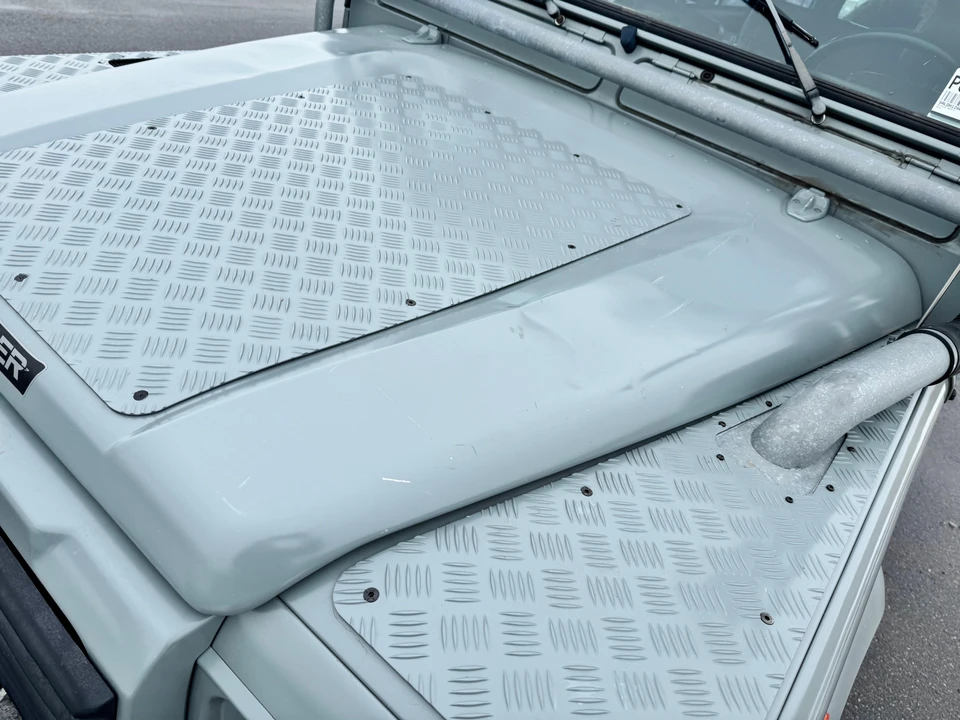 1993 Land Rover Defender 110 - Image 23 of 31