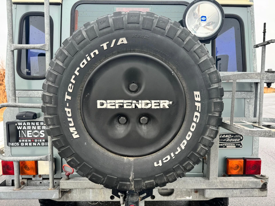 1993 Land Rover Defender 110 - Image 29 of 31