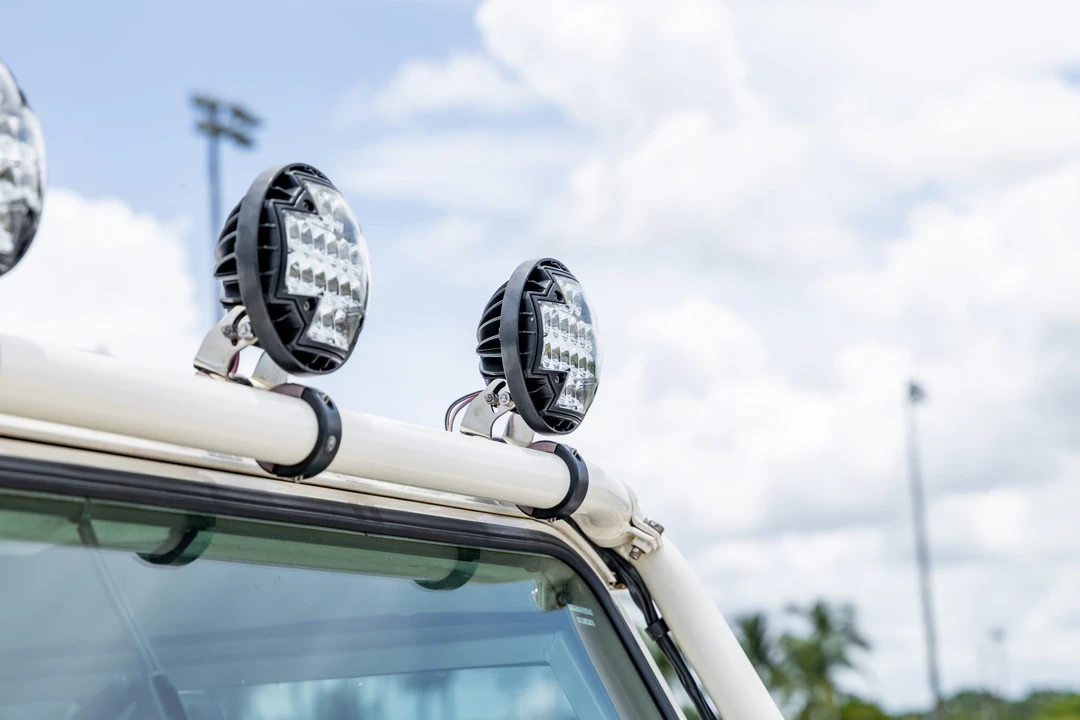 1993 Land Rover Defender 110 - Image 31 of 31