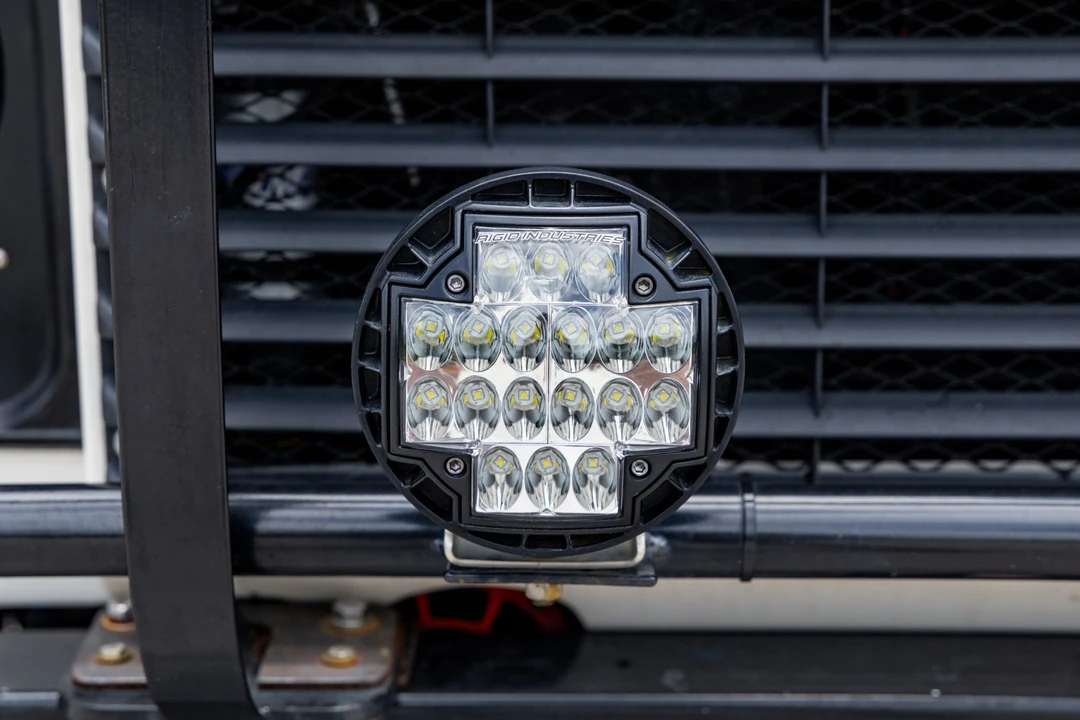 1993 Land Rover Defender 110 - Image 14 of 31