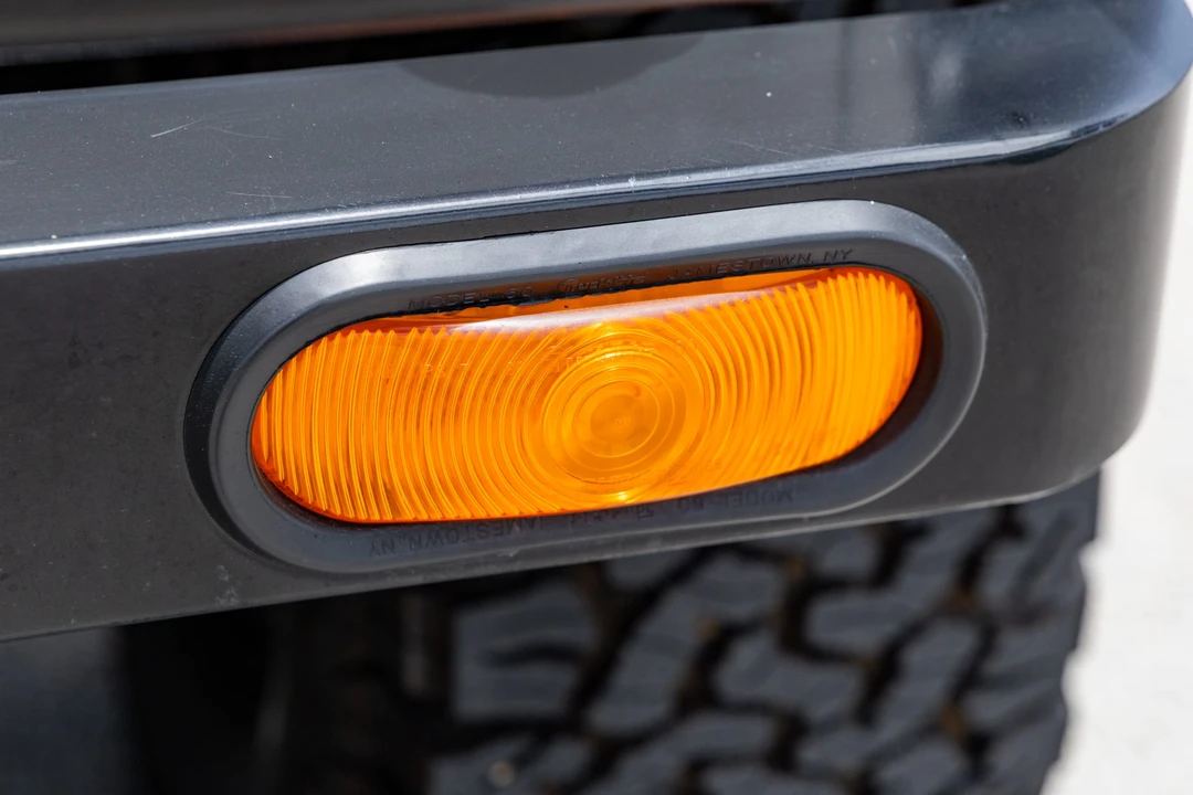 1993 Land Rover Defender 110 - Image 24 of 31