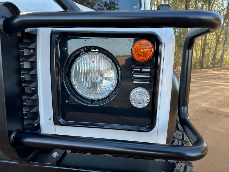 1993 Land Rover Defender 110 - Image 21 of 31