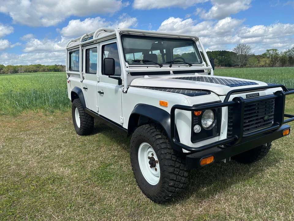 1993 Land Rover Defender 110 - Image 12 of 31