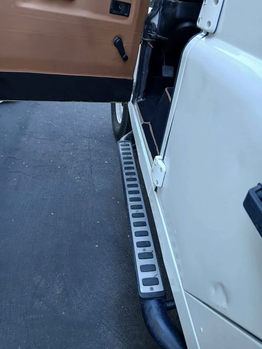 1993 Land Rover Defender 110 - Image 11 of 19