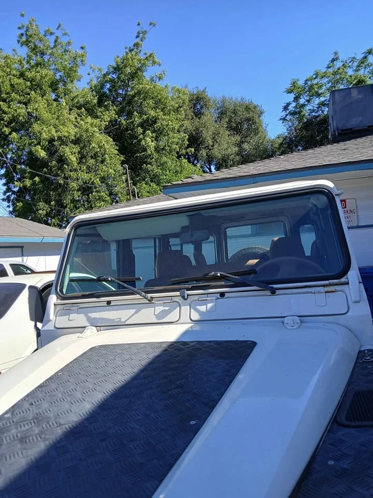 1993 Land Rover Defender 110 - Image 10 of 19