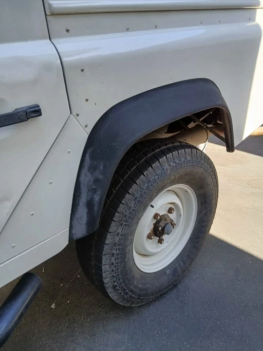 1993 Land Rover Defender 110 - Image 11 of 20