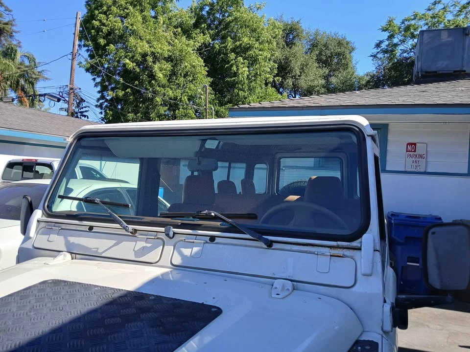 1993 Land Rover Defender 110 - Image 18 of 20
