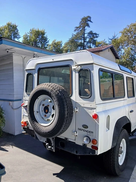 1993 Land Rover Defender 110 - Image 4 of 20