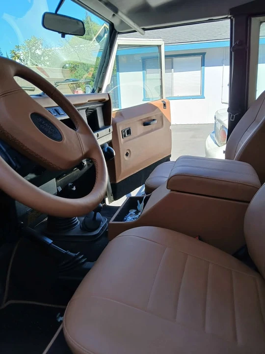 1993 Land Rover Defender 110 - Image 13 of 20