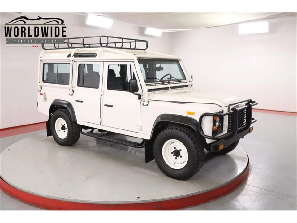 1993 Land Rover Defender 110 - Image 2 of 31