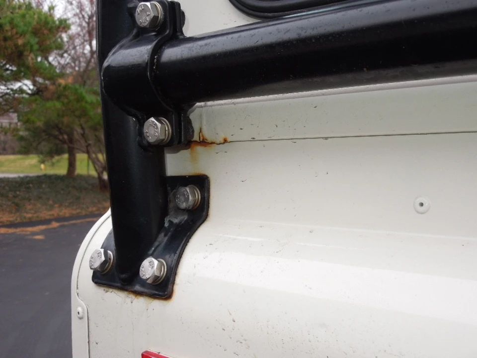 1993 Land Rover Defender 110 - Image 7 of 21