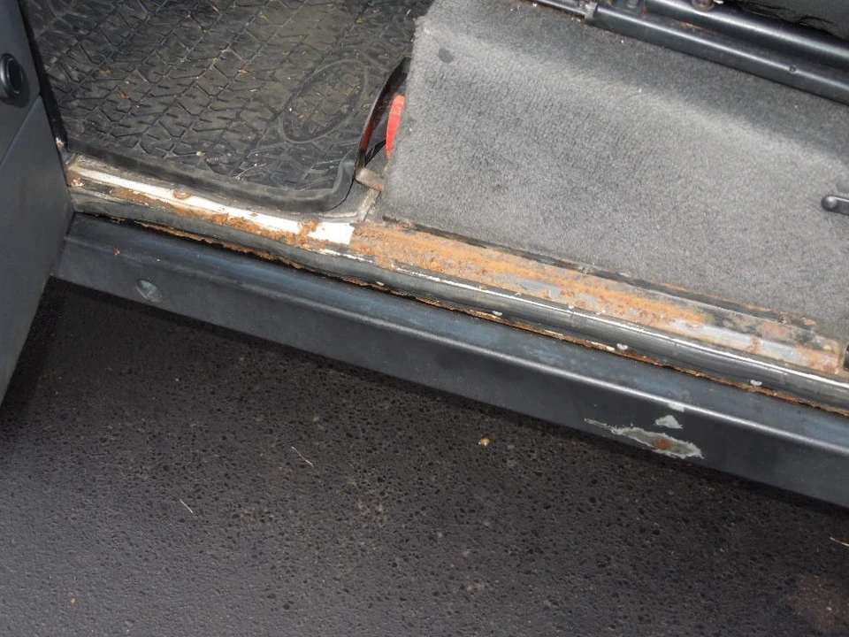 1993 Land Rover Defender 110 - Image 10 of 21