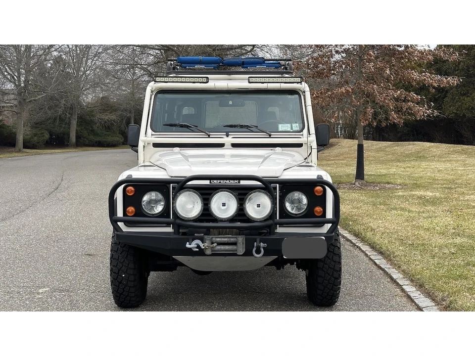 1993 Land Rover Defender 110 - Image 2 of 31