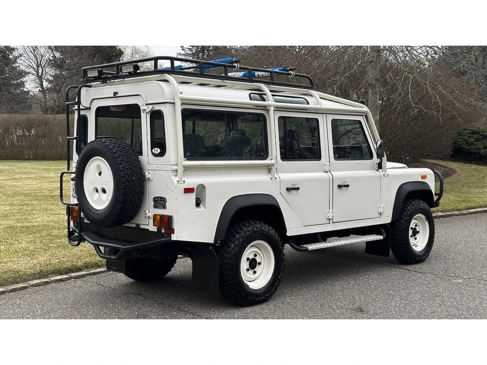 1993 Land Rover Defender 110 - Image 7 of 31
