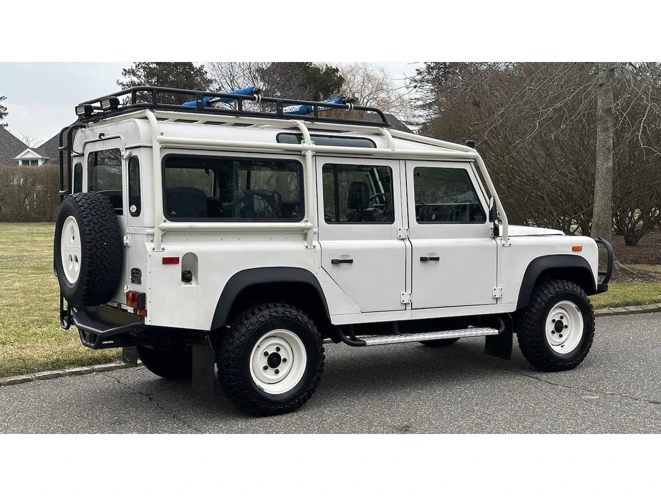 1993 Land Rover Defender 110 - Image 8 of 31