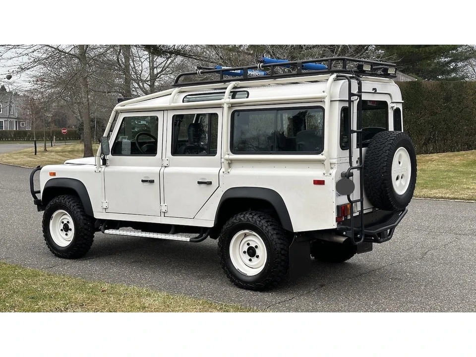 1993 Land Rover Defender 110 - Image 14 of 31