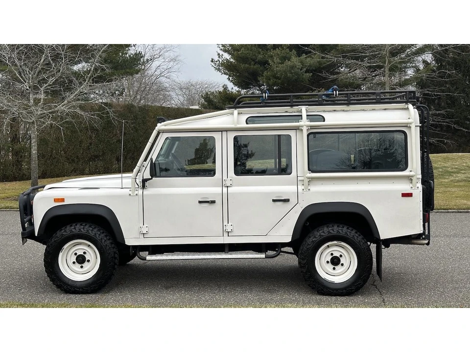 1993 Land Rover Defender 110 - Image 16 of 31