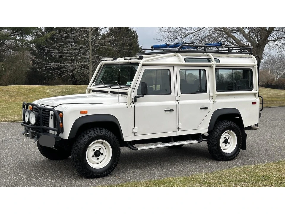 1993 Land Rover Defender 110 - Image 17 of 31