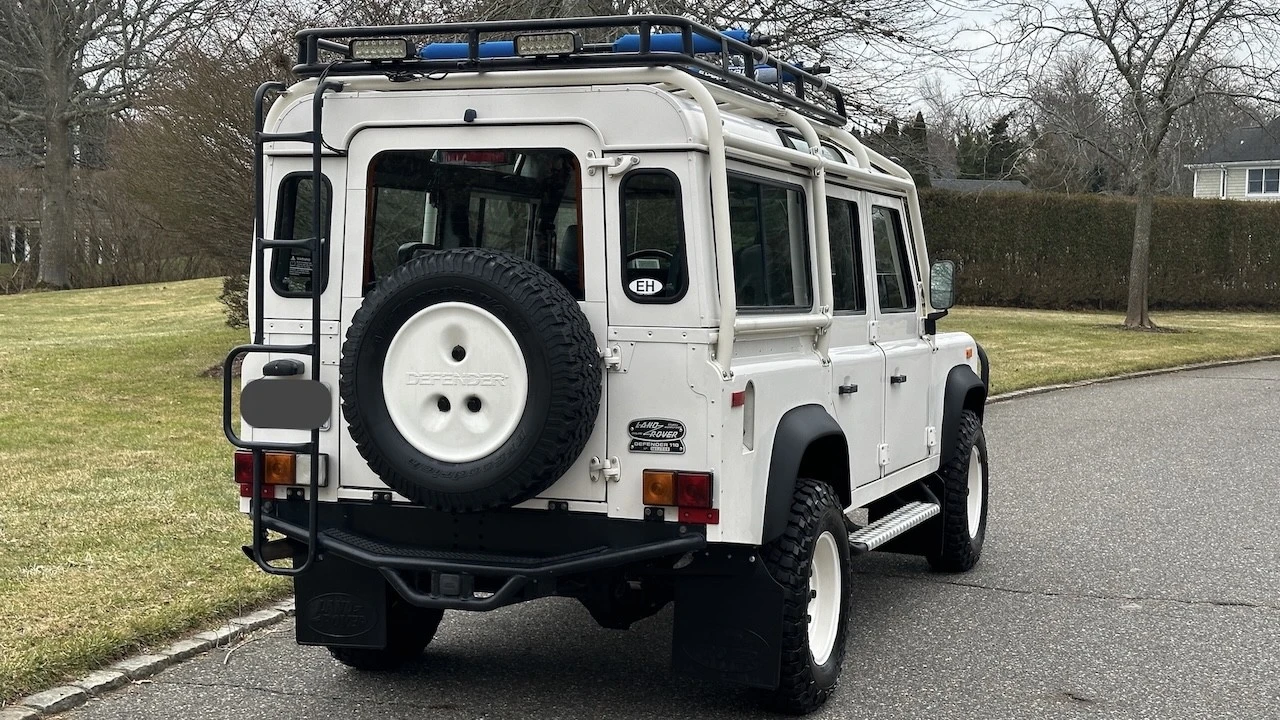 1993 Land Rover Defender 110 - Image 11 of 12