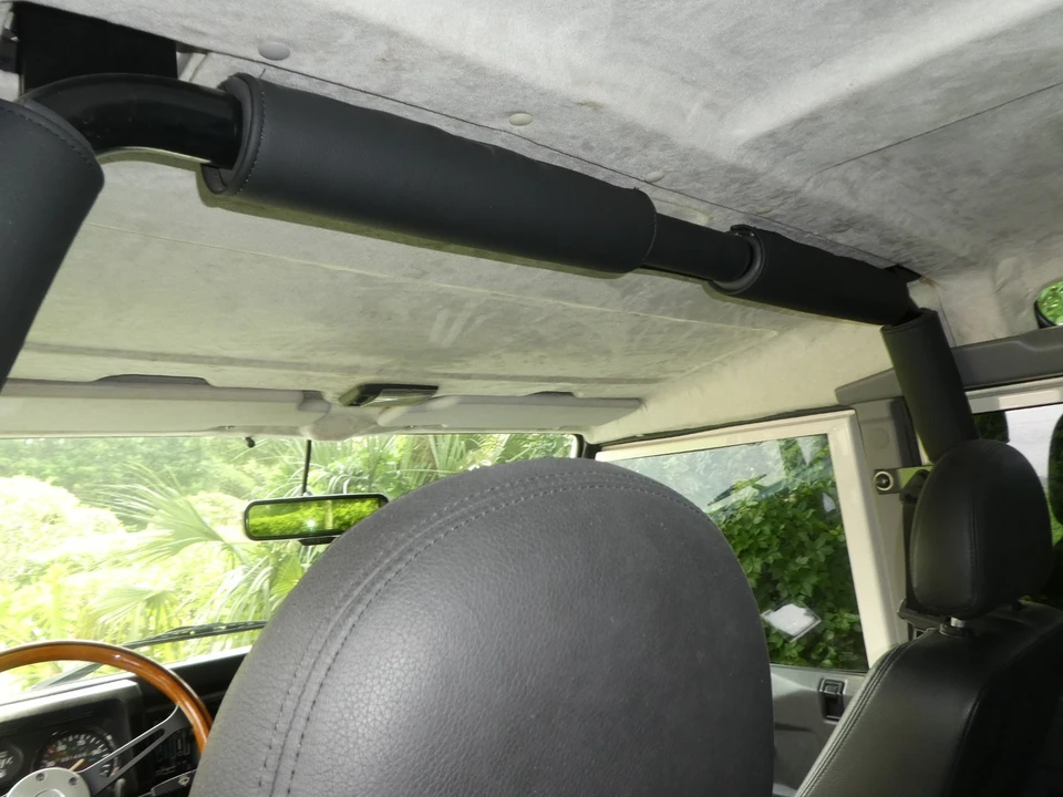 1993 Land Rover Defender 110 - Image 18 of 31
