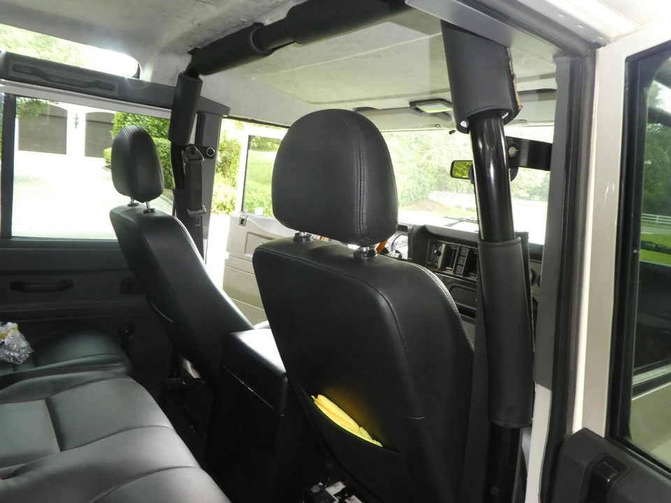 1993 Land Rover Defender 110 - Image 27 of 31