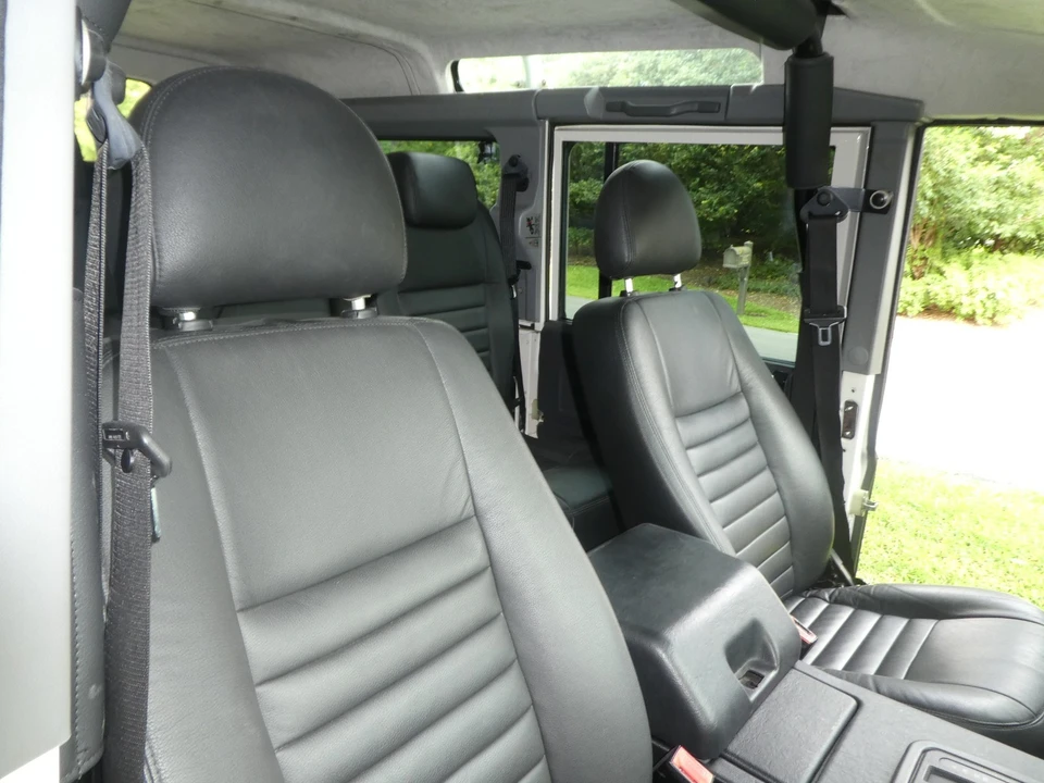 1993 Land Rover Defender 110 - Image 31 of 31