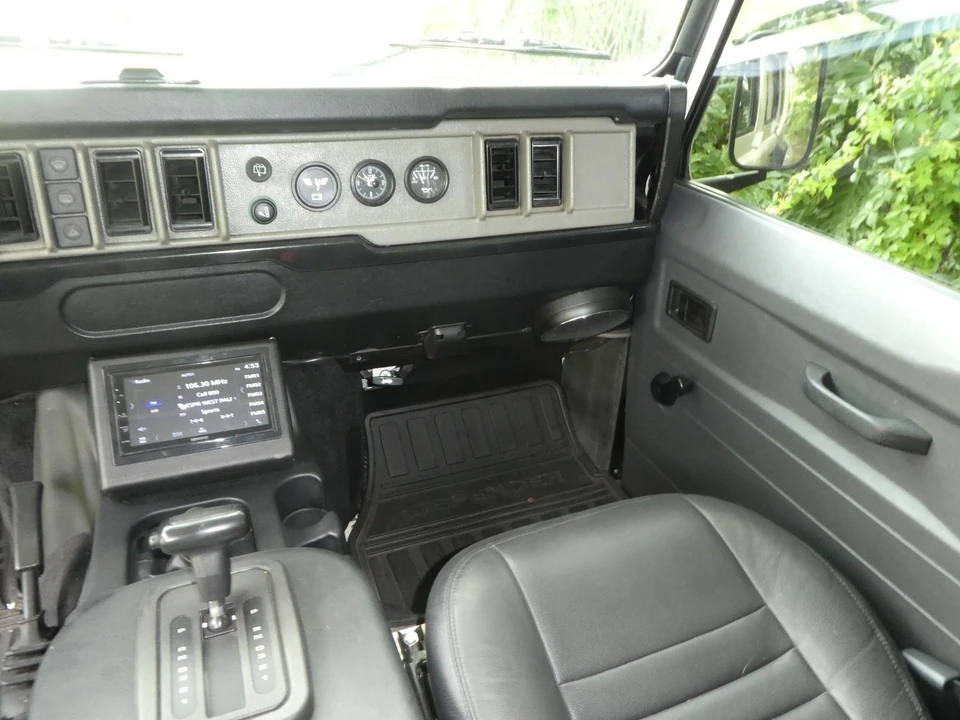 1993 Land Rover Defender 110 - Image 22 of 31
