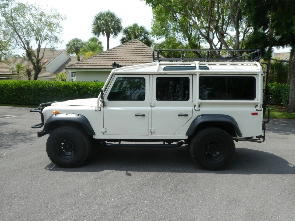 1993 Land Rover Defender 110 - Image 13 of 31