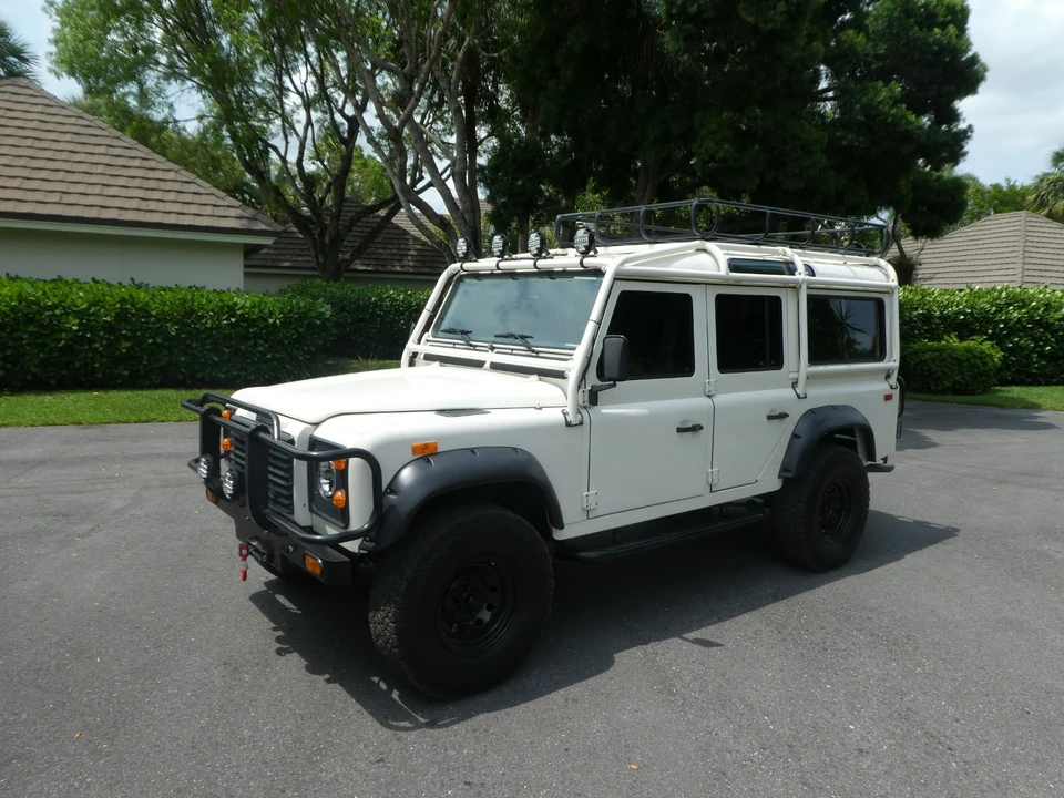 1993 Land Rover Defender 110 - Image 12 of 31