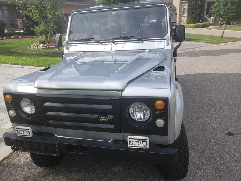1993 Land Rover Defender 110 - Image 9 of 31