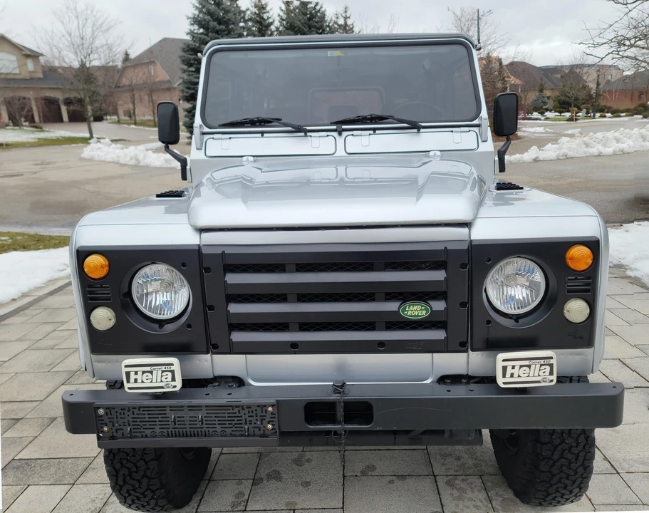 1993 Land Rover Defender 110 - Image 8 of 31