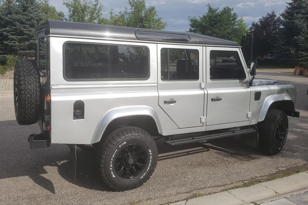 1993 Land Rover Defender 110 - Image 4 of 31