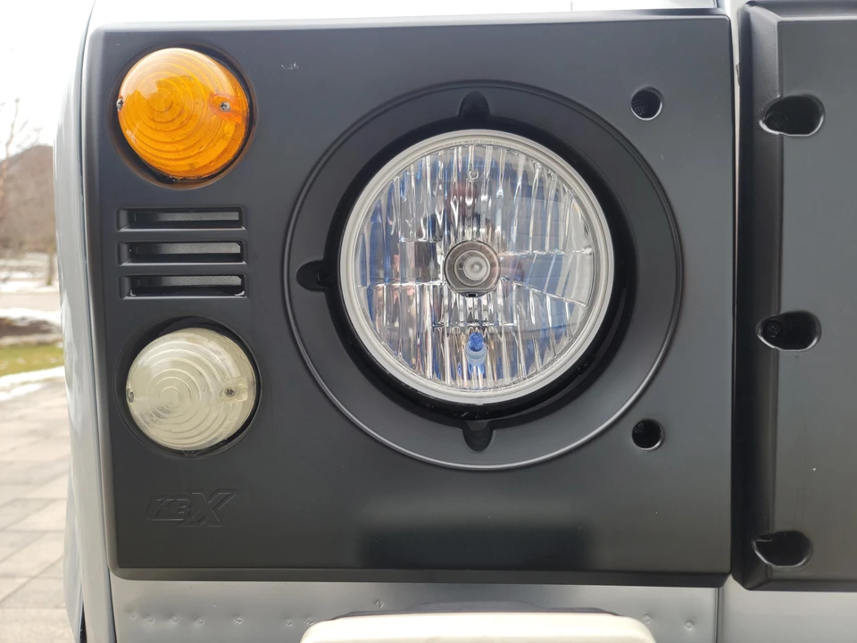 1993 Land Rover Defender 110 - Image 25 of 31