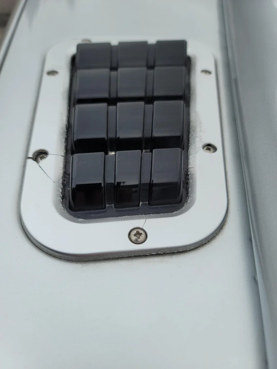 1993 Land Rover Defender 110 - Image 24 of 31