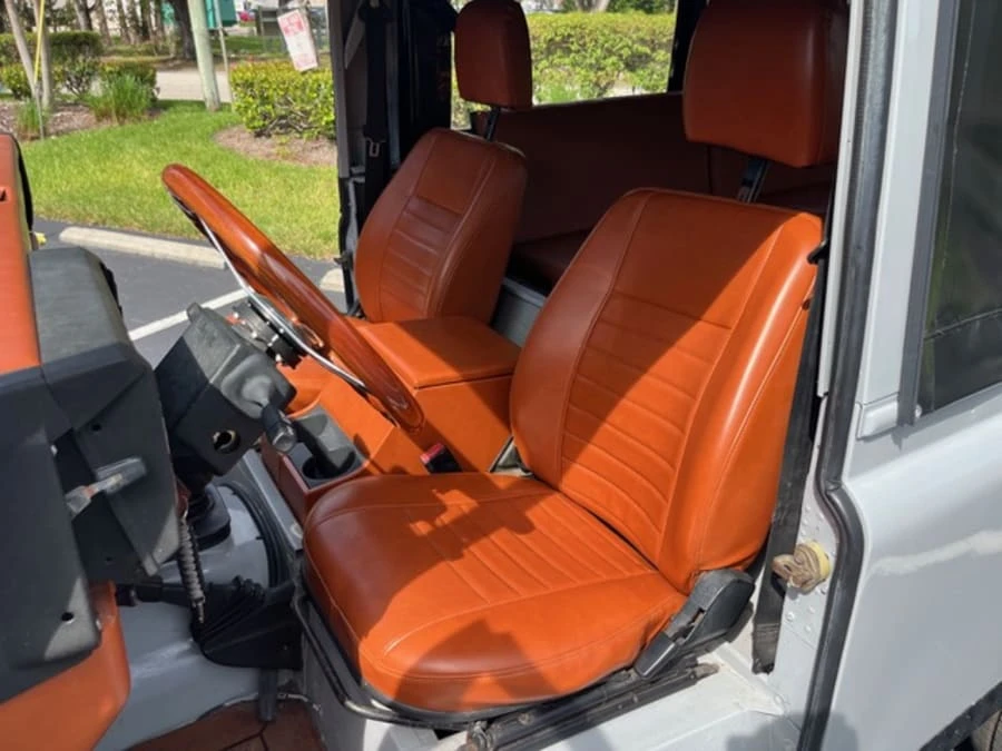 1993 Land Rover Defender 110 - Image 12 of 17