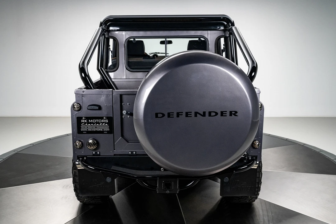 1993 Land Rover Defender 110 - Image 26 of 31